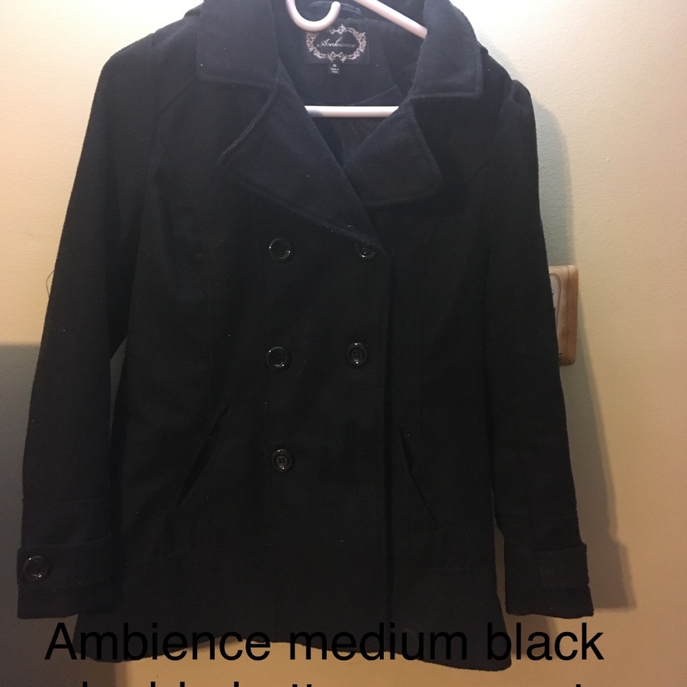 Med black pea coat